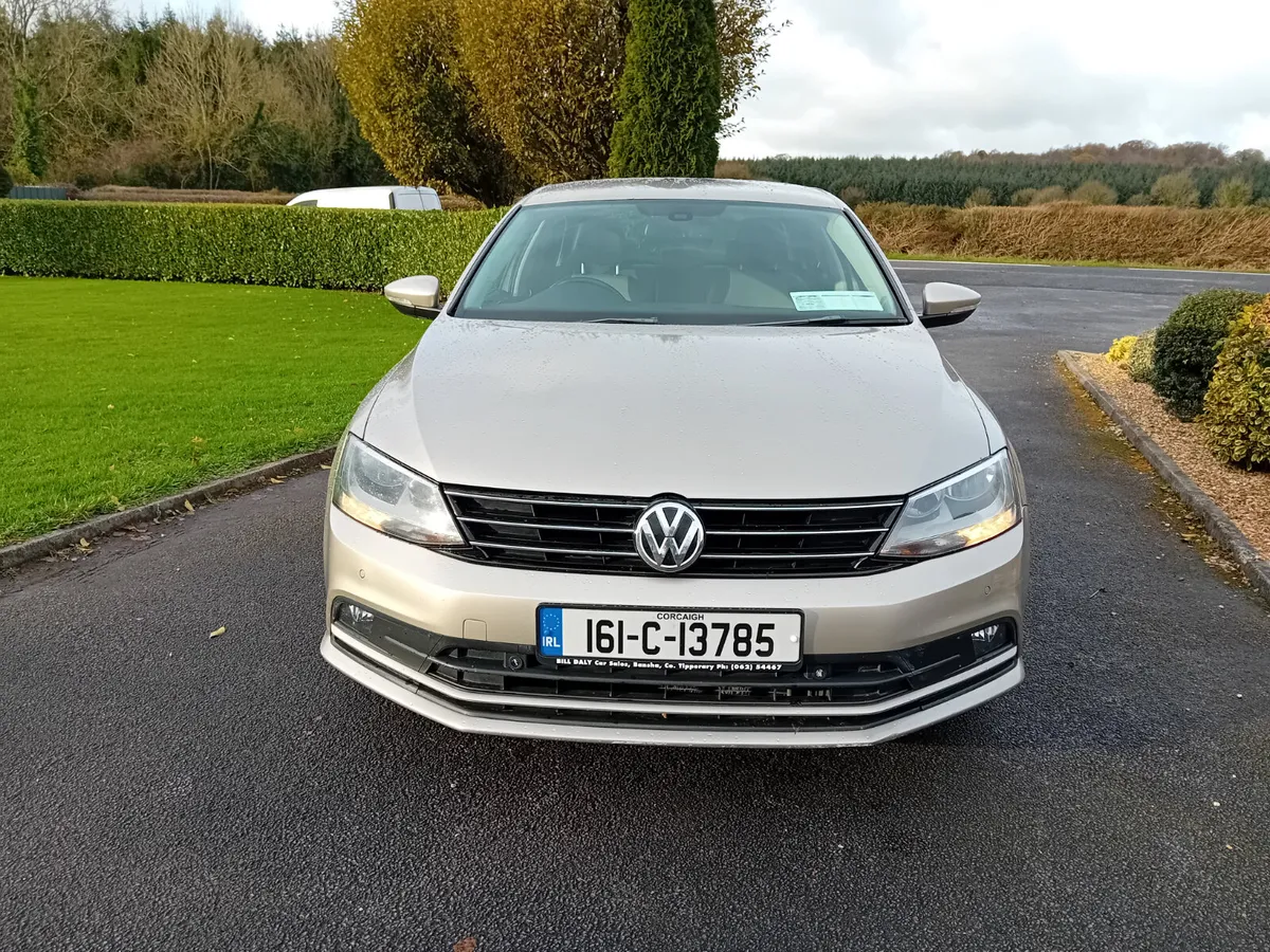 Volkswagen Jetta 2016 - Image 2
