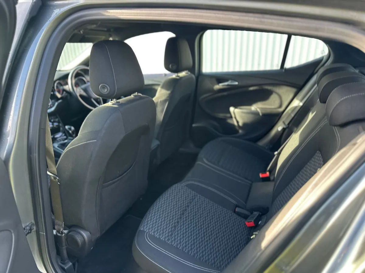 Opel Astra 2018  High Spec nct new 28 - Image 4