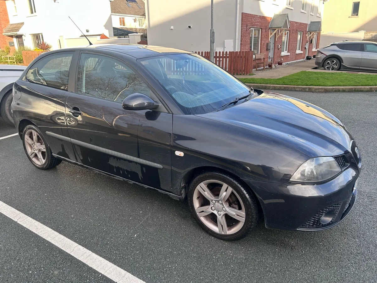 Seat Ibiza 6L Sport 1.4 LOW MILEAGE - Image 2