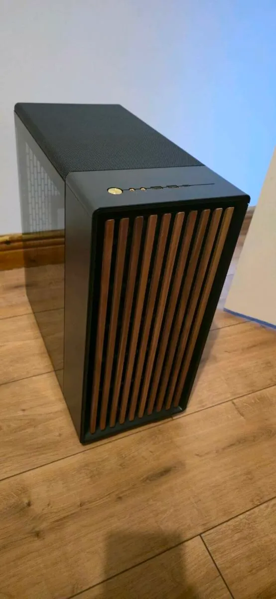 Fractal North Design PC case - Image 1