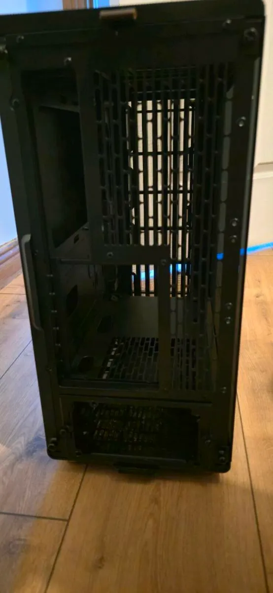 Fractal North Design PC case - Image 3