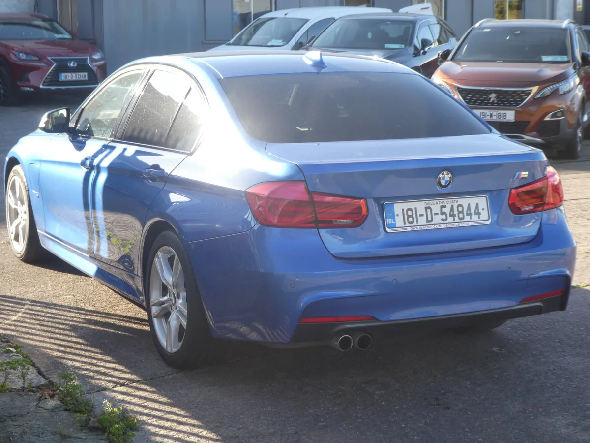 BMW 3-Series 2018 - Image 4