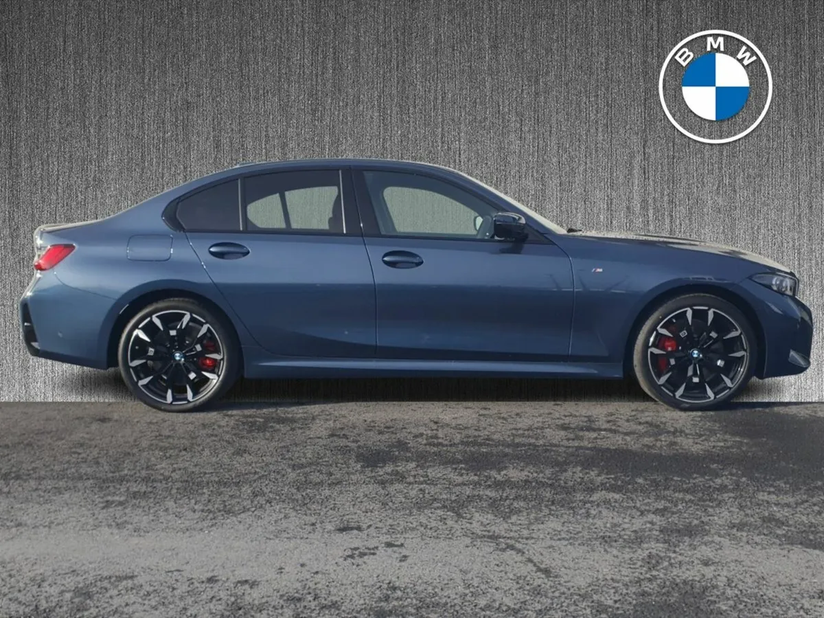 BMW 3-Series 330e M Sport Saloon - Image 3