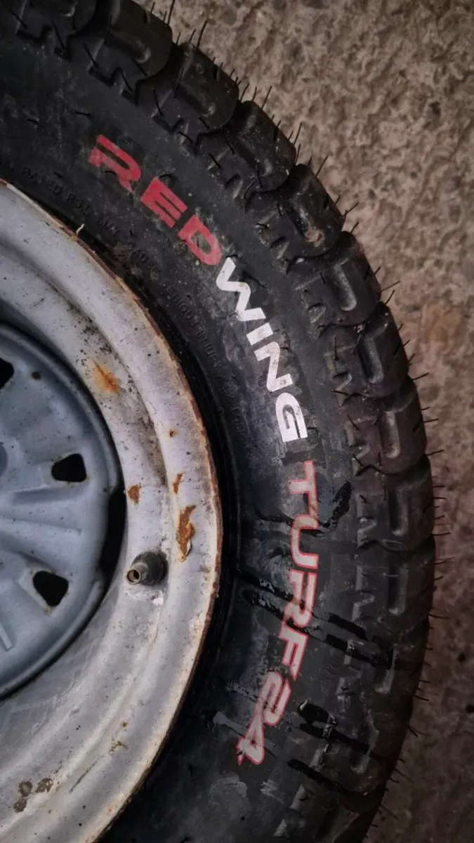 Quad lawnmower tyre wheel - Image 2