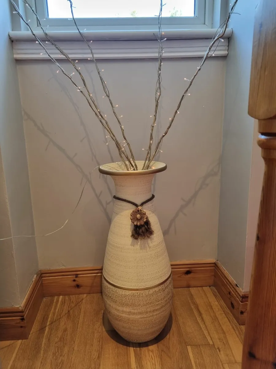 Large Vase - Image 1