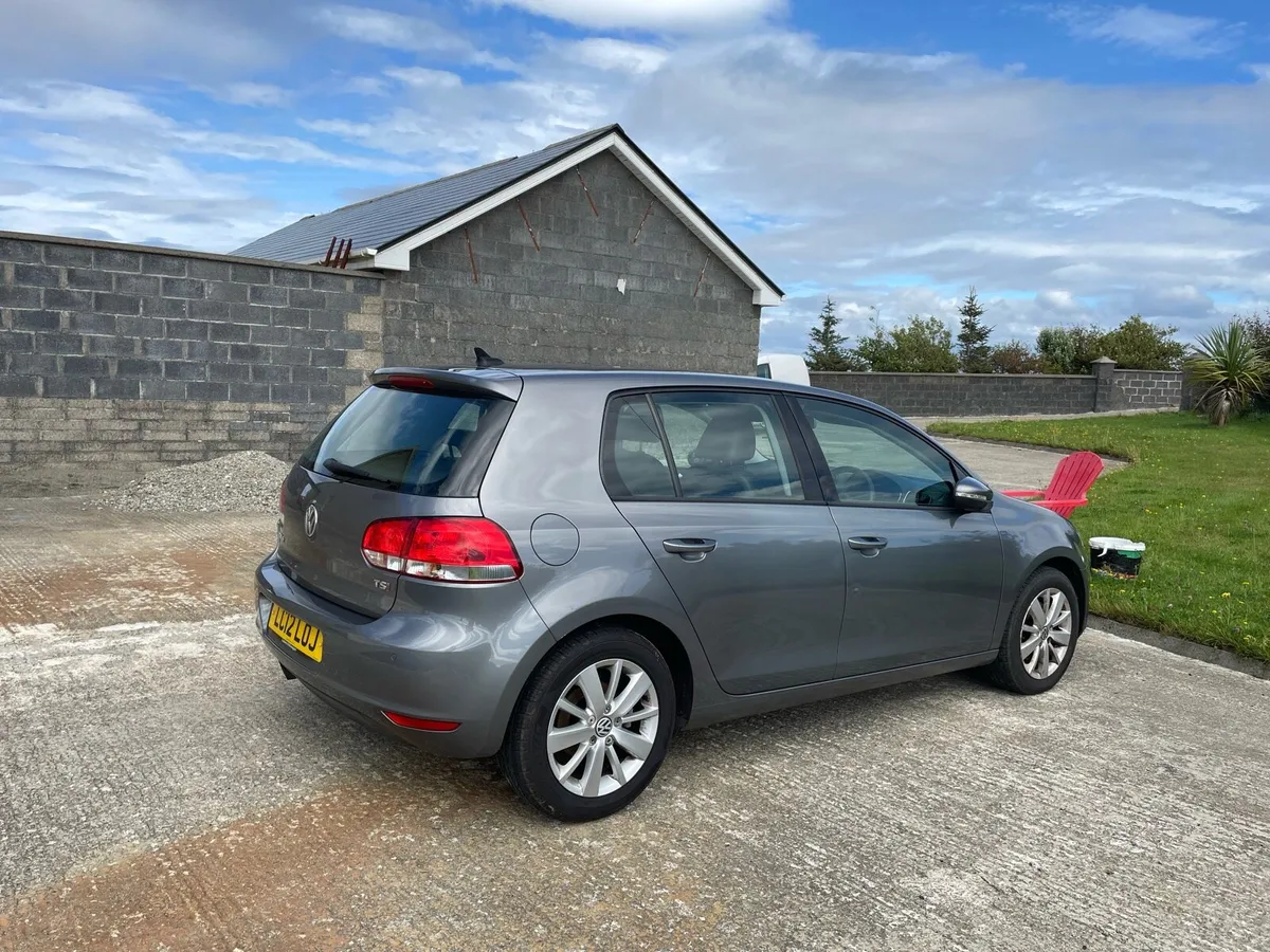 2012 Volkswagen Golf - Image 3