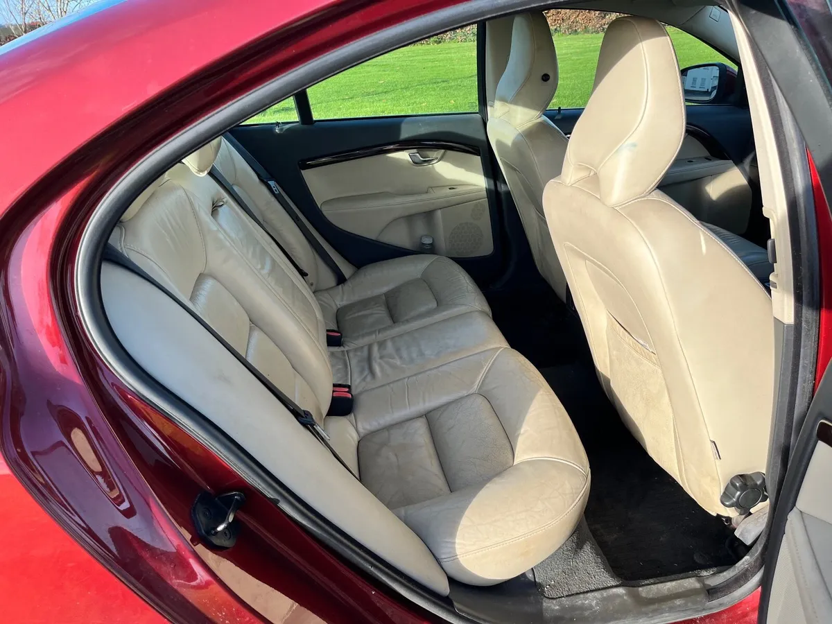 2011 Volvo S80 D3 SE Lux Auto - Image 4