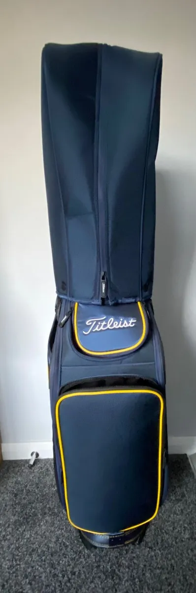 Titleist Limited Edition Tour Bag - Image 2
