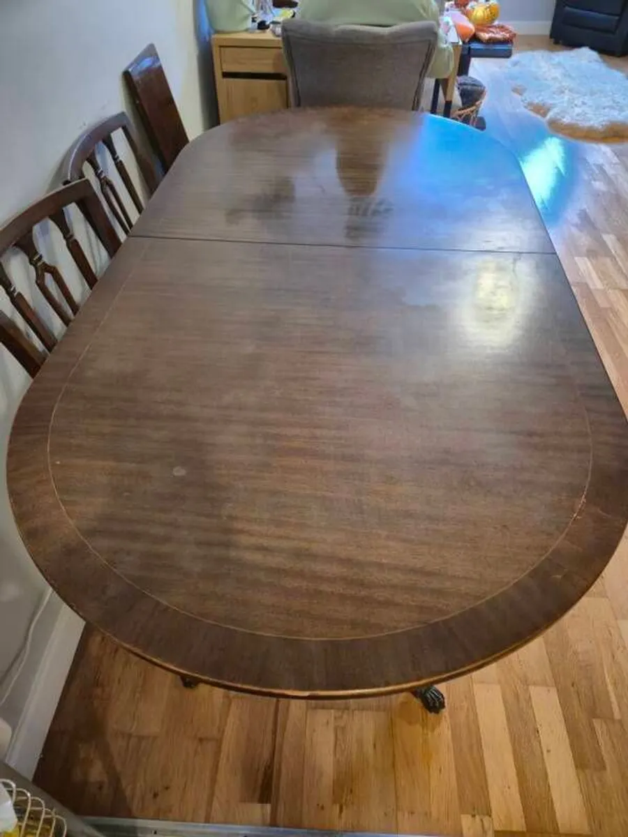 Dining table with 6 chairs - Image 4