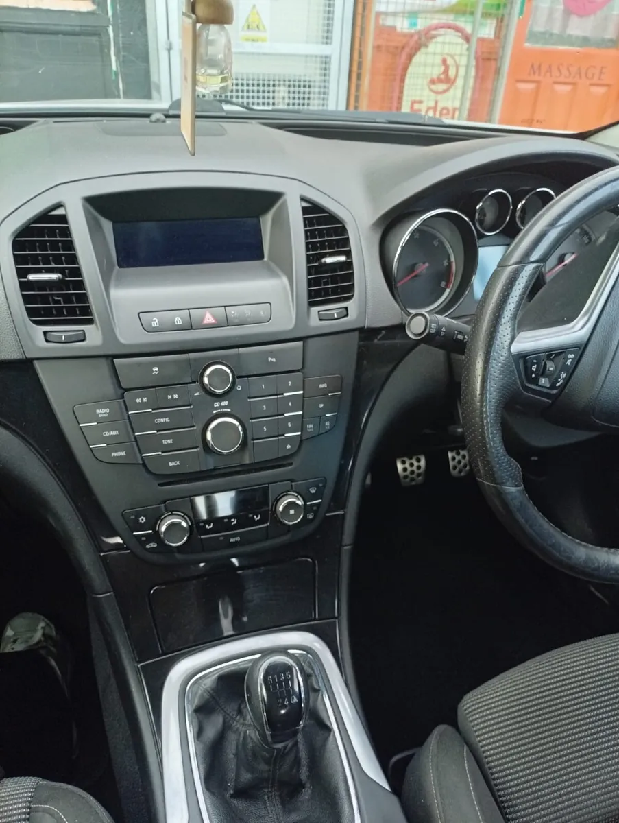 Vauxhall Insignia 2012 - Image 2
