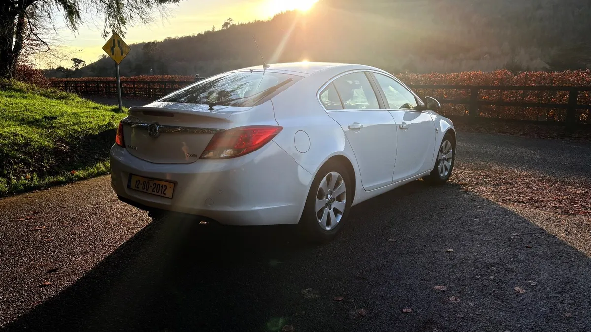 Vauxhall Insignia 2012 - Image 4