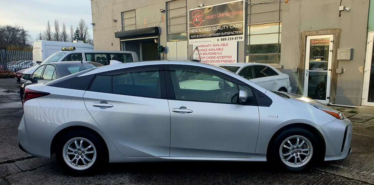 2020 Toyota Prius - Image 4