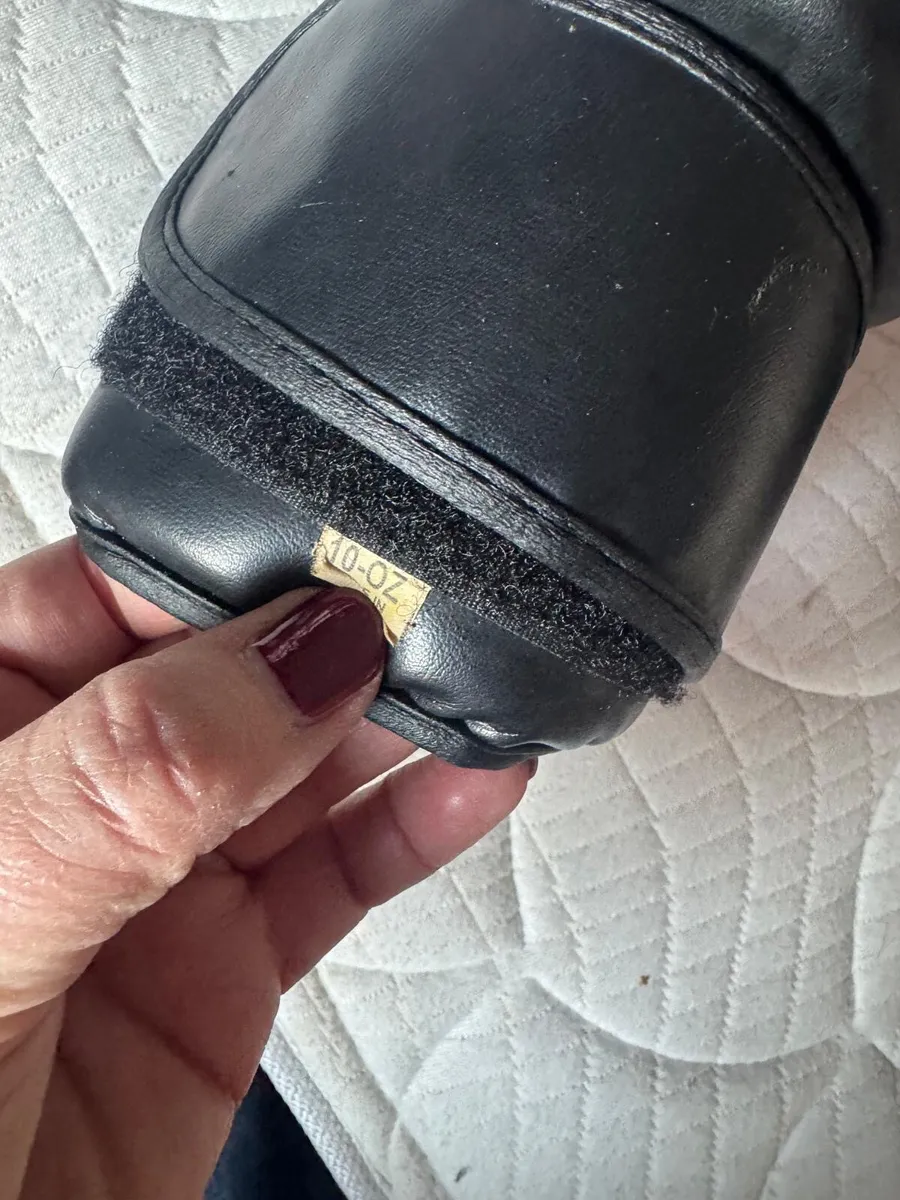 Boxing gloves - Image 1