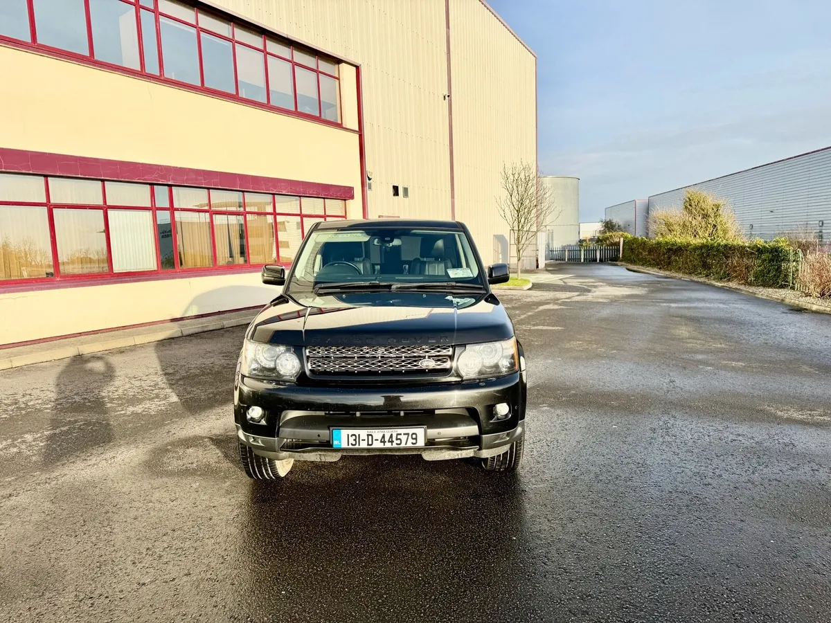 Range Rover Sport 3.0 SDV6 HSE Black Edition - Image 3