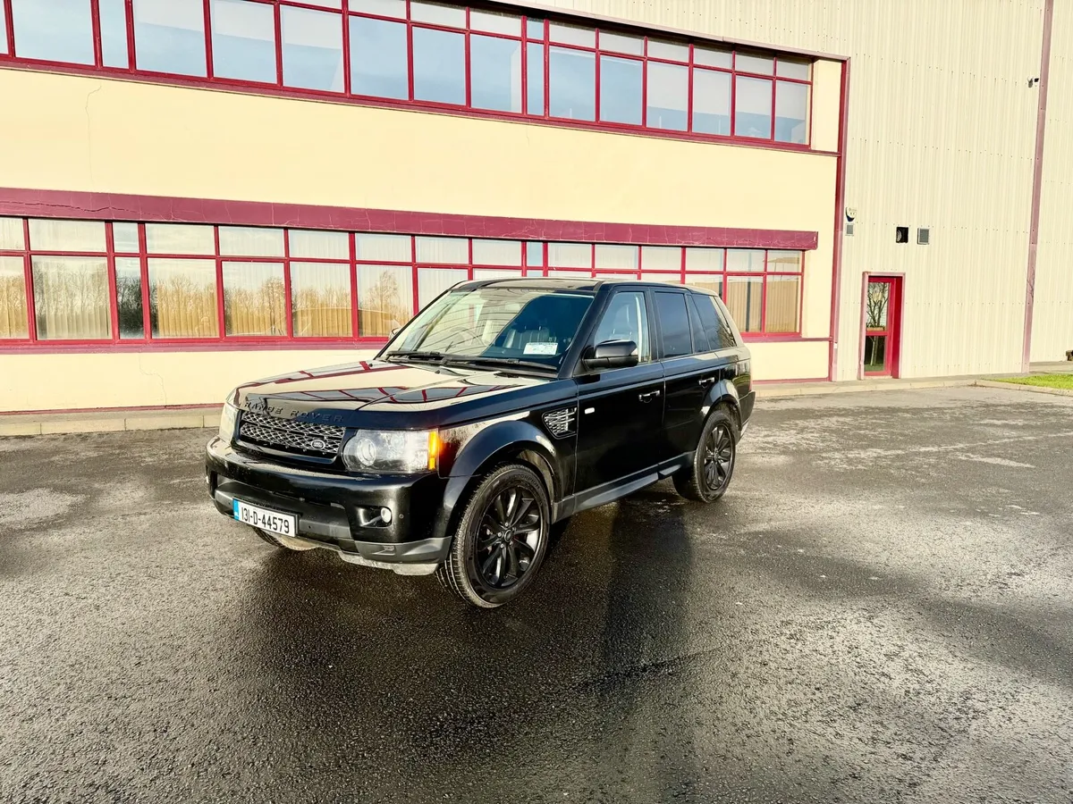 Range Rover Sport 3.0 SDV6 HSE Black Edition - Image 2