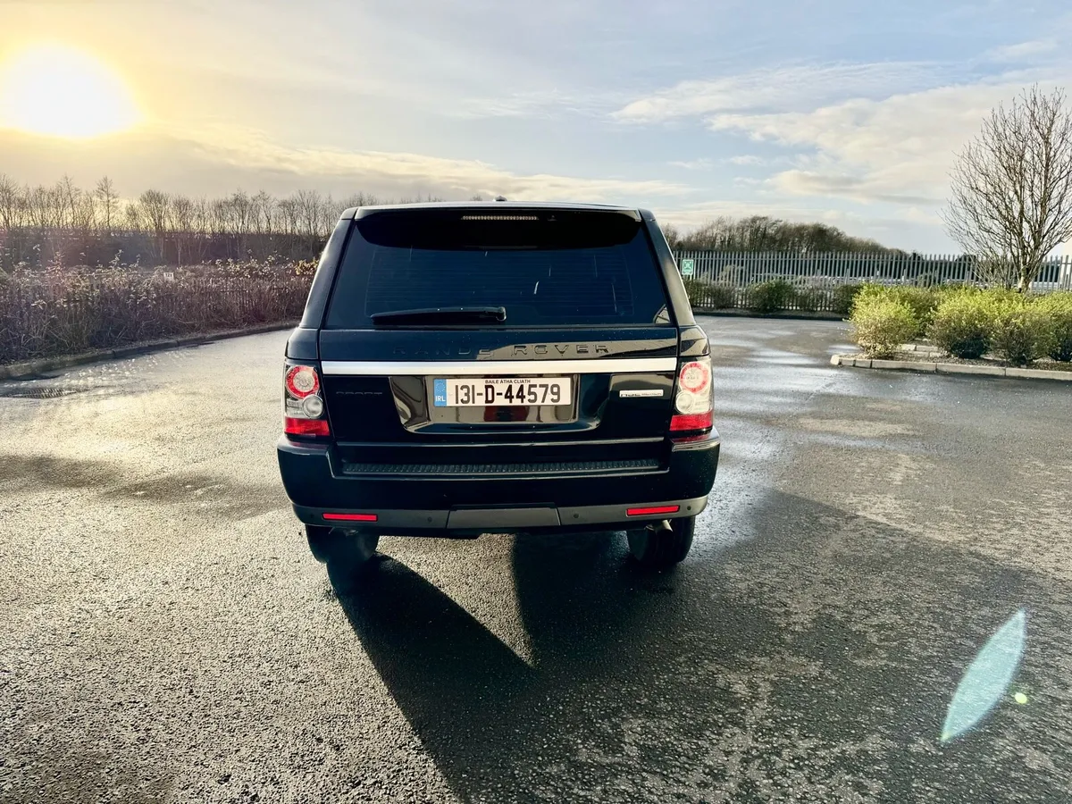 Range Rover Sport 3.0 SDV6 HSE Black Edition - Image 4