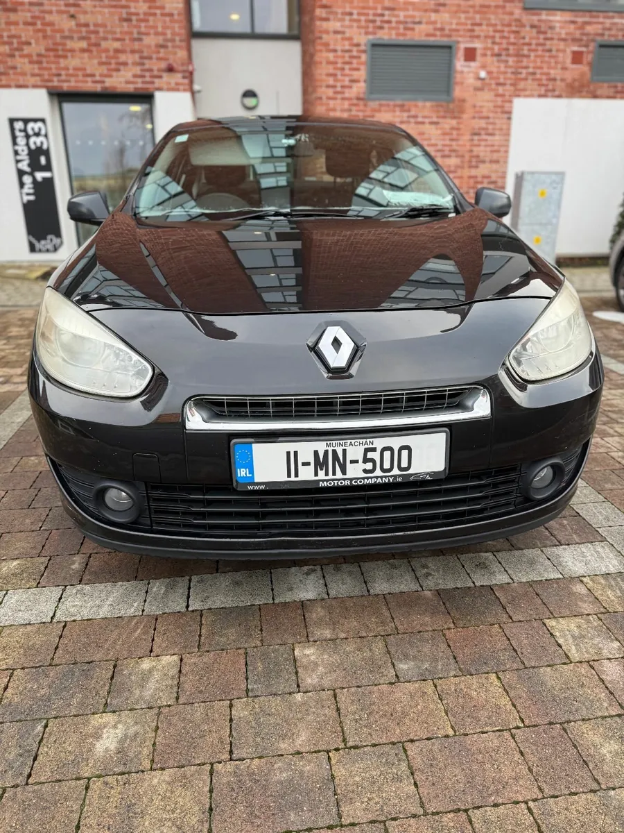 Renault Fluence 2011 - Image 4
