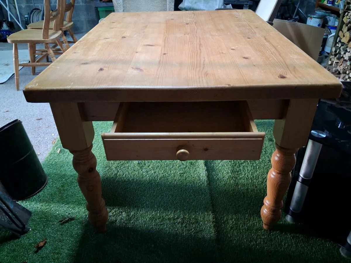 Solid Pine Table & 4 Chairs €150 - Image 2