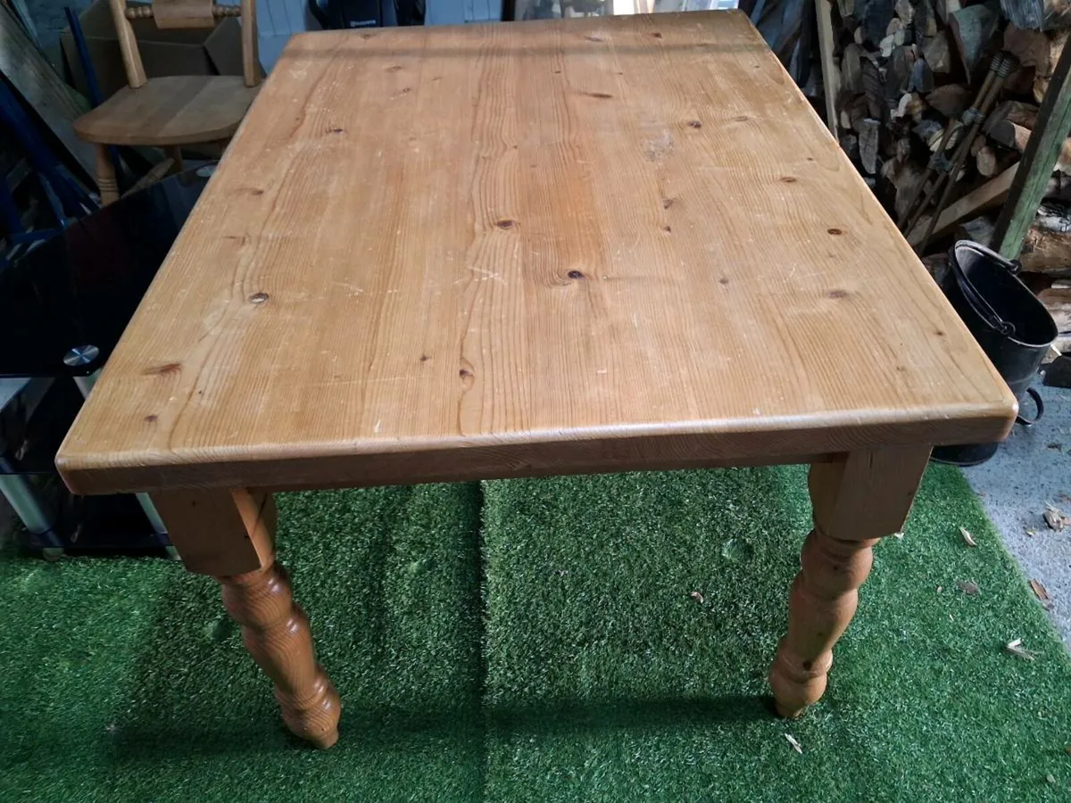 Solid Pine Table & 4 Chairs €150 - Image 3