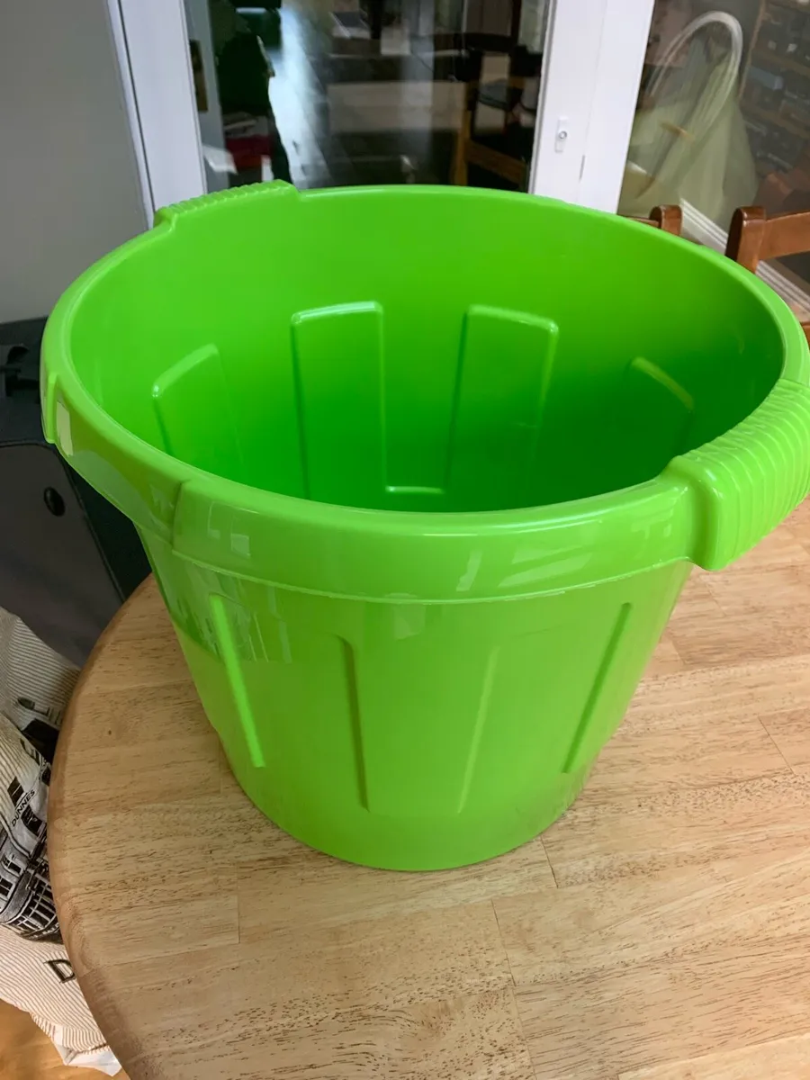 Plastic buckets- have three - Image 1