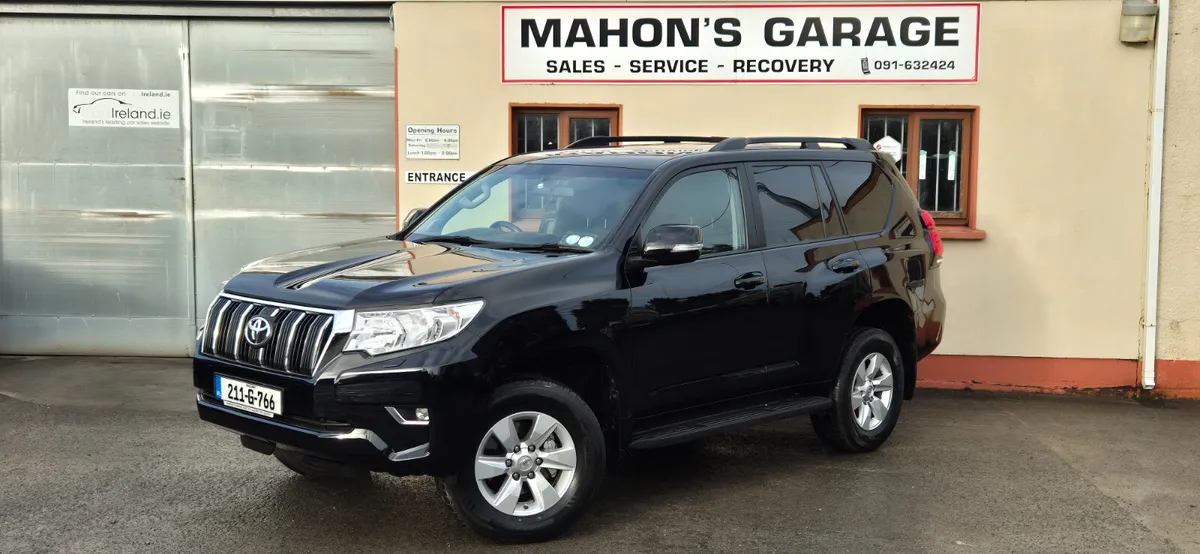 Toyota Land Cruiser 2021 LWB Manual - Image 2