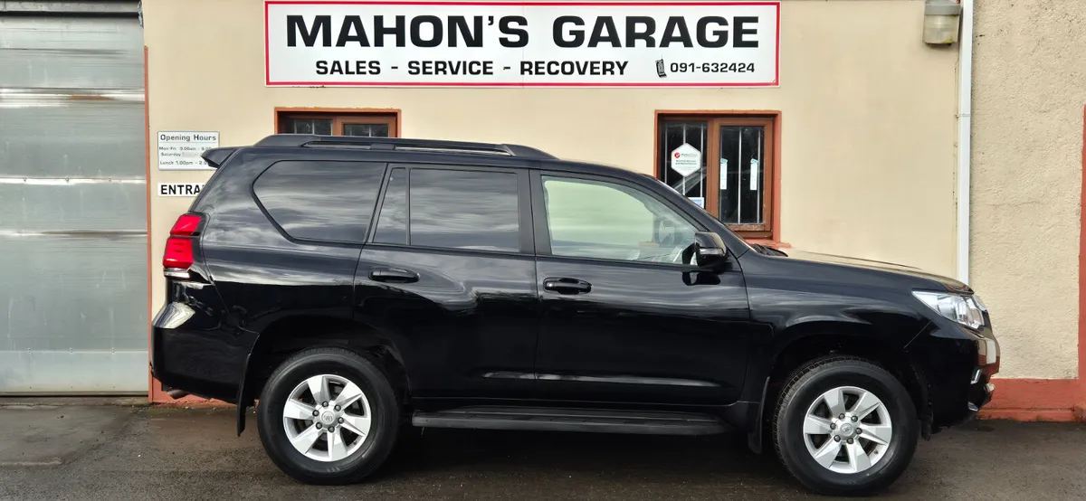 Toyota Land Cruiser 2021 LWB Manual - Image 3