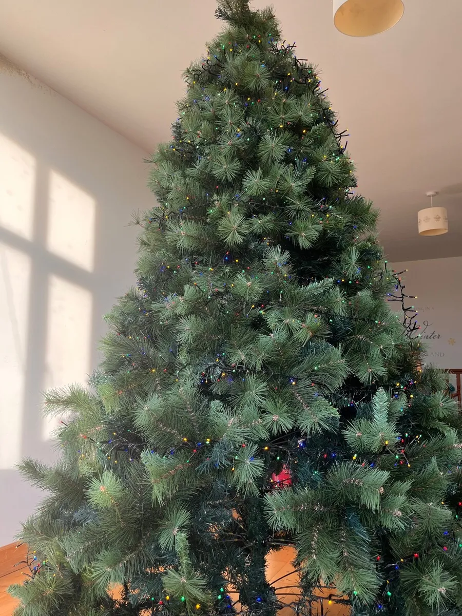 Easy assemble Christmas tree - Image 2