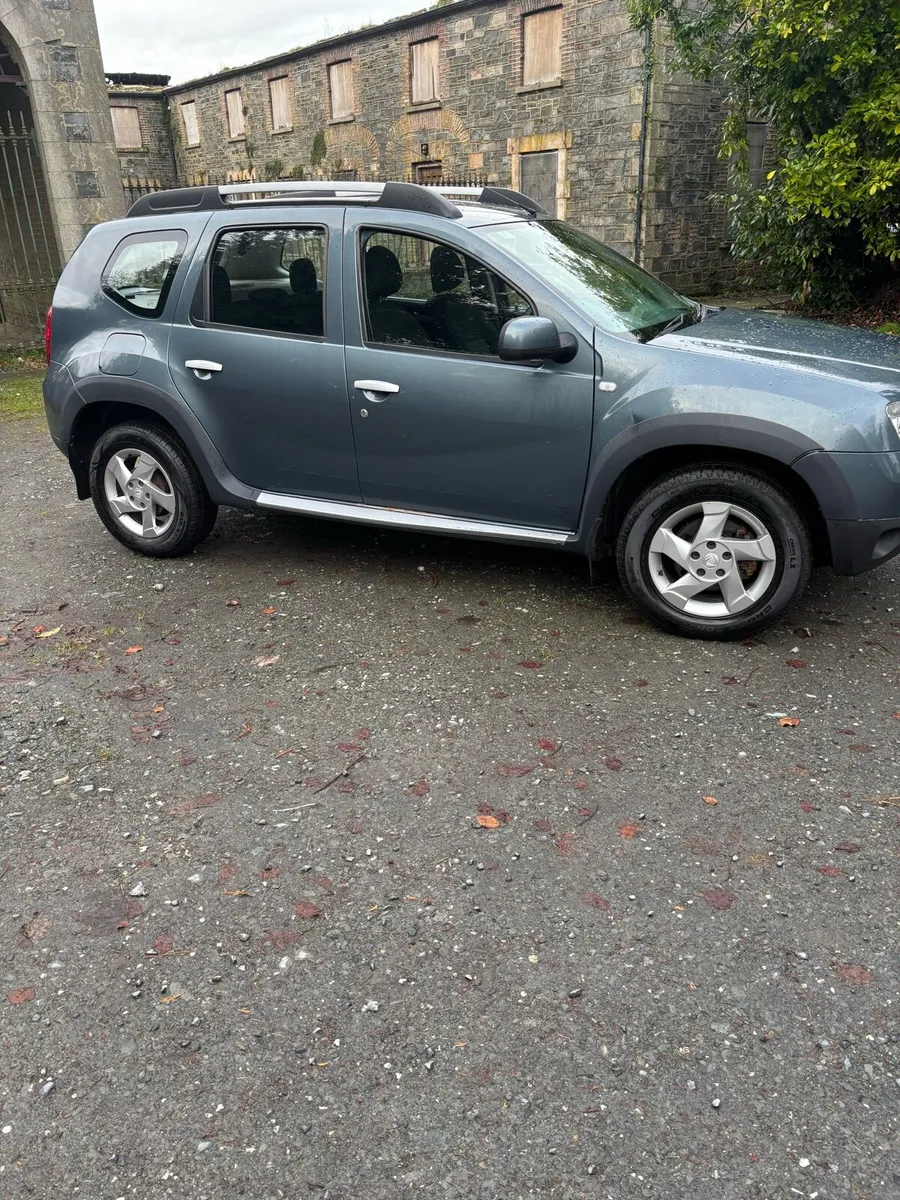 Dacia duster 4 wheel drive. - Image 2