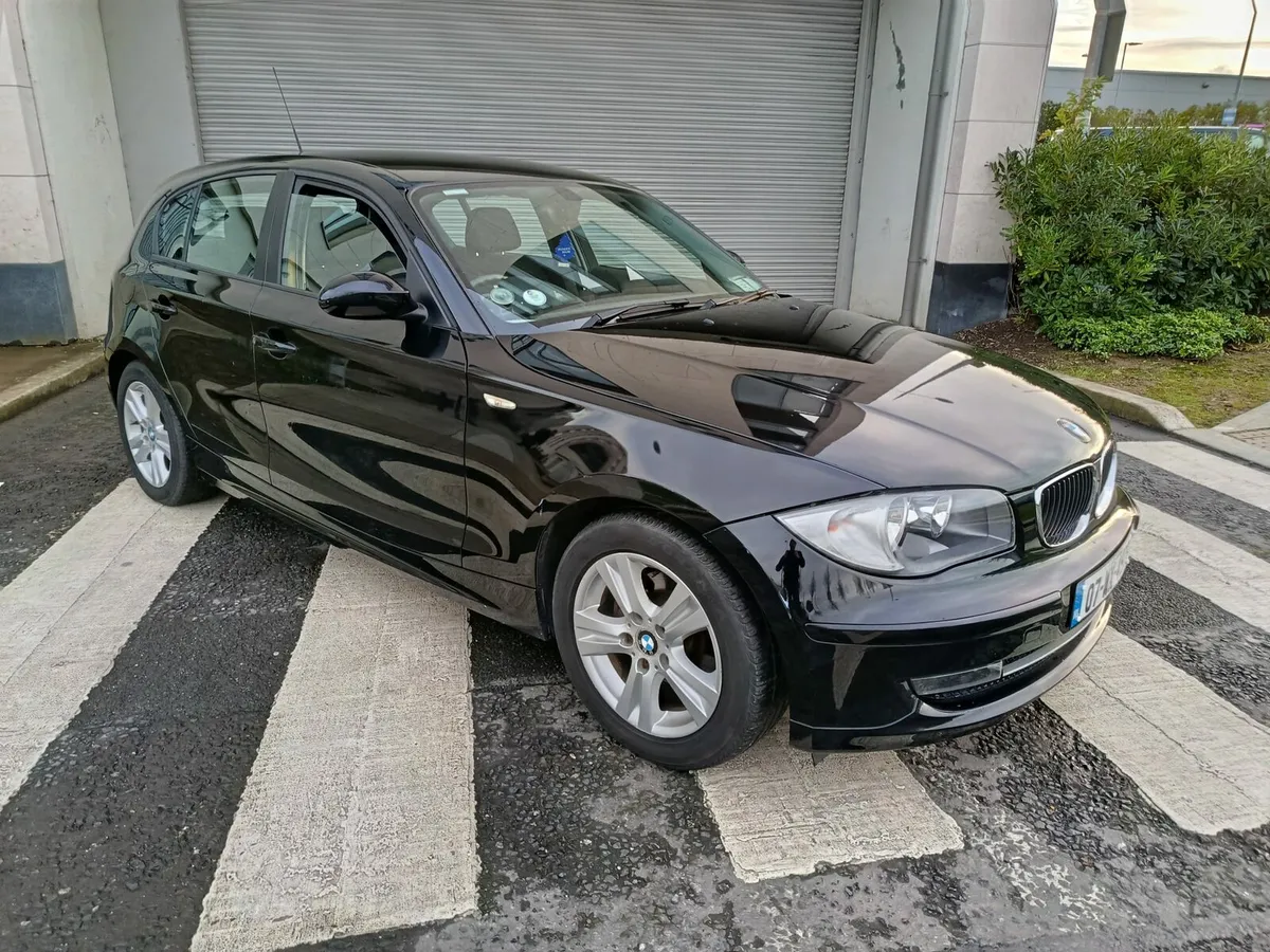 Bmw 1 automatic  low km - Image 1