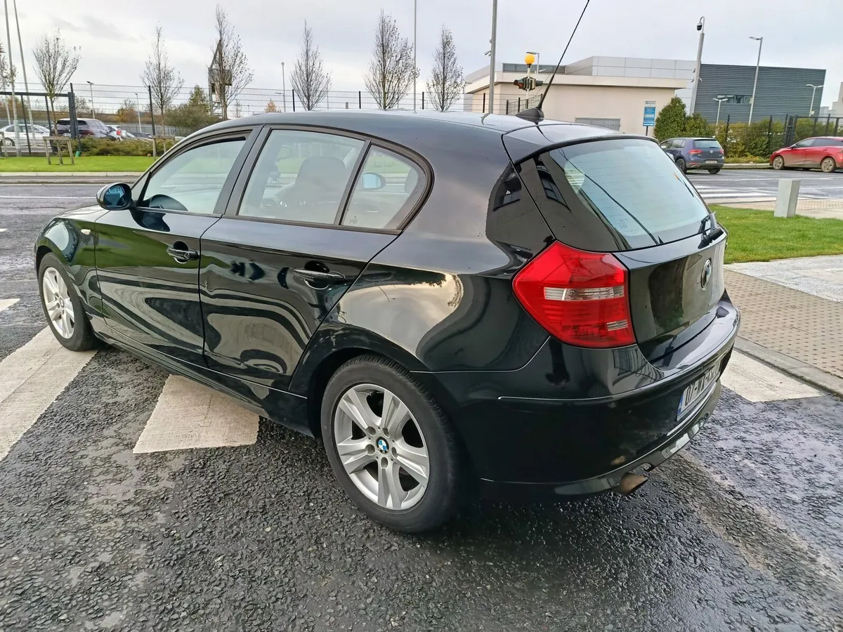 Bmw 1 automatic  low km - Image 3