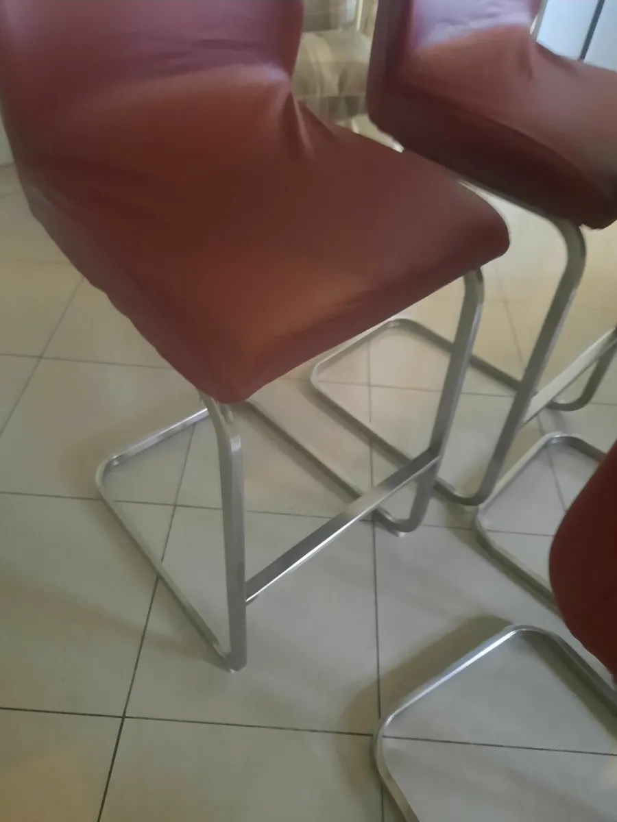 Kitchen island stools - Image 3