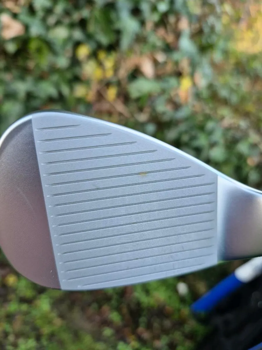 LIKE NEW PING GLIDE 4.0 50 DEGREE WEDGE - Image 2