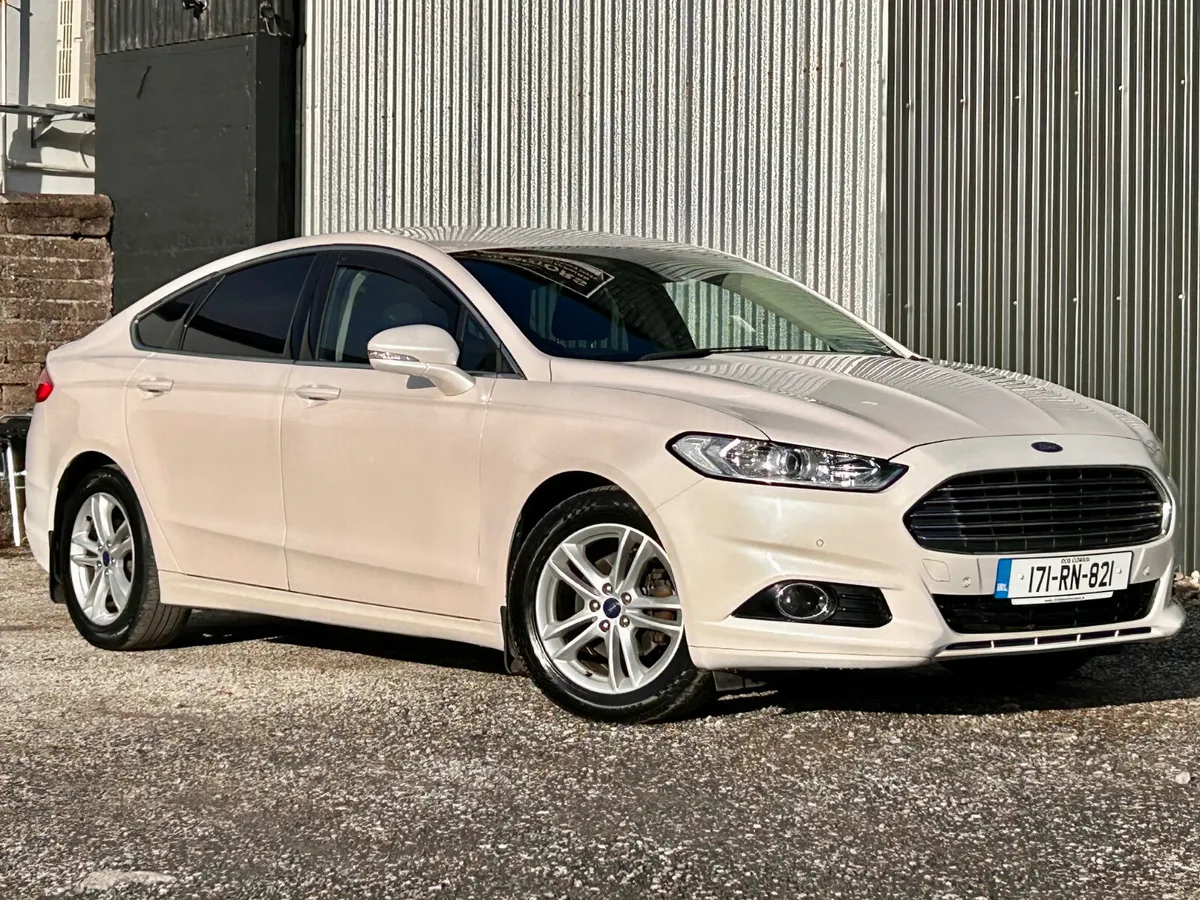 Ford Mondeo 2017 Titanium 2 liter - Image 2
