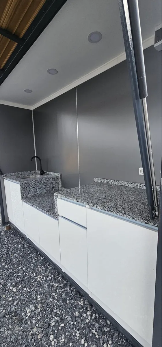 Garden bbq kitchen - Image 1