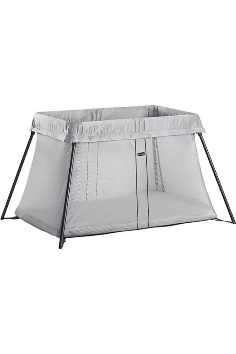 Baby bjorn travel cot light