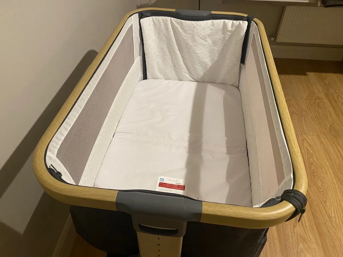 Baby sidebed crib - Image 2