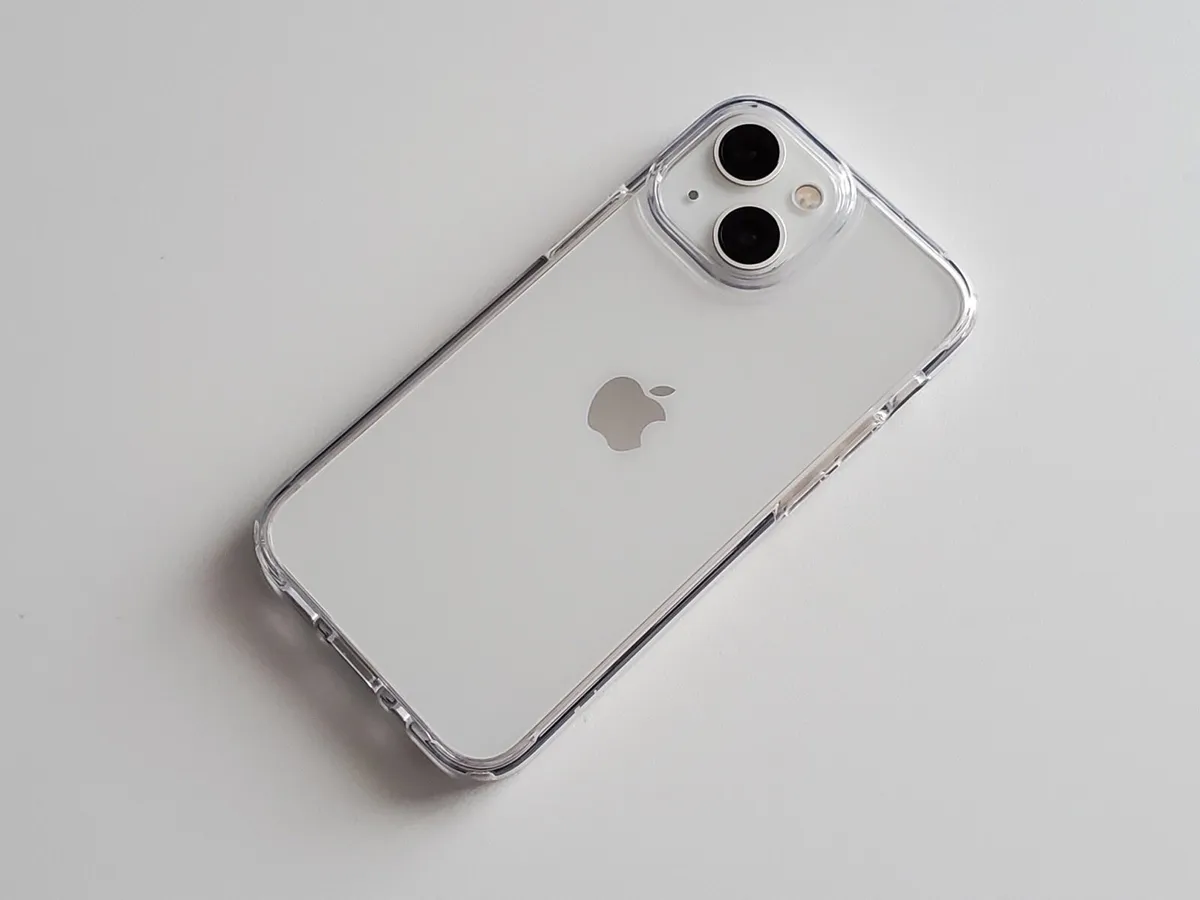 iPhone 13 - Image 1