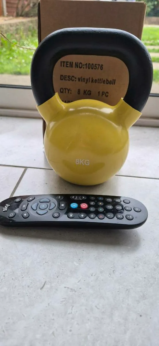 2xbrand new cast iron kettlebells - Image 2