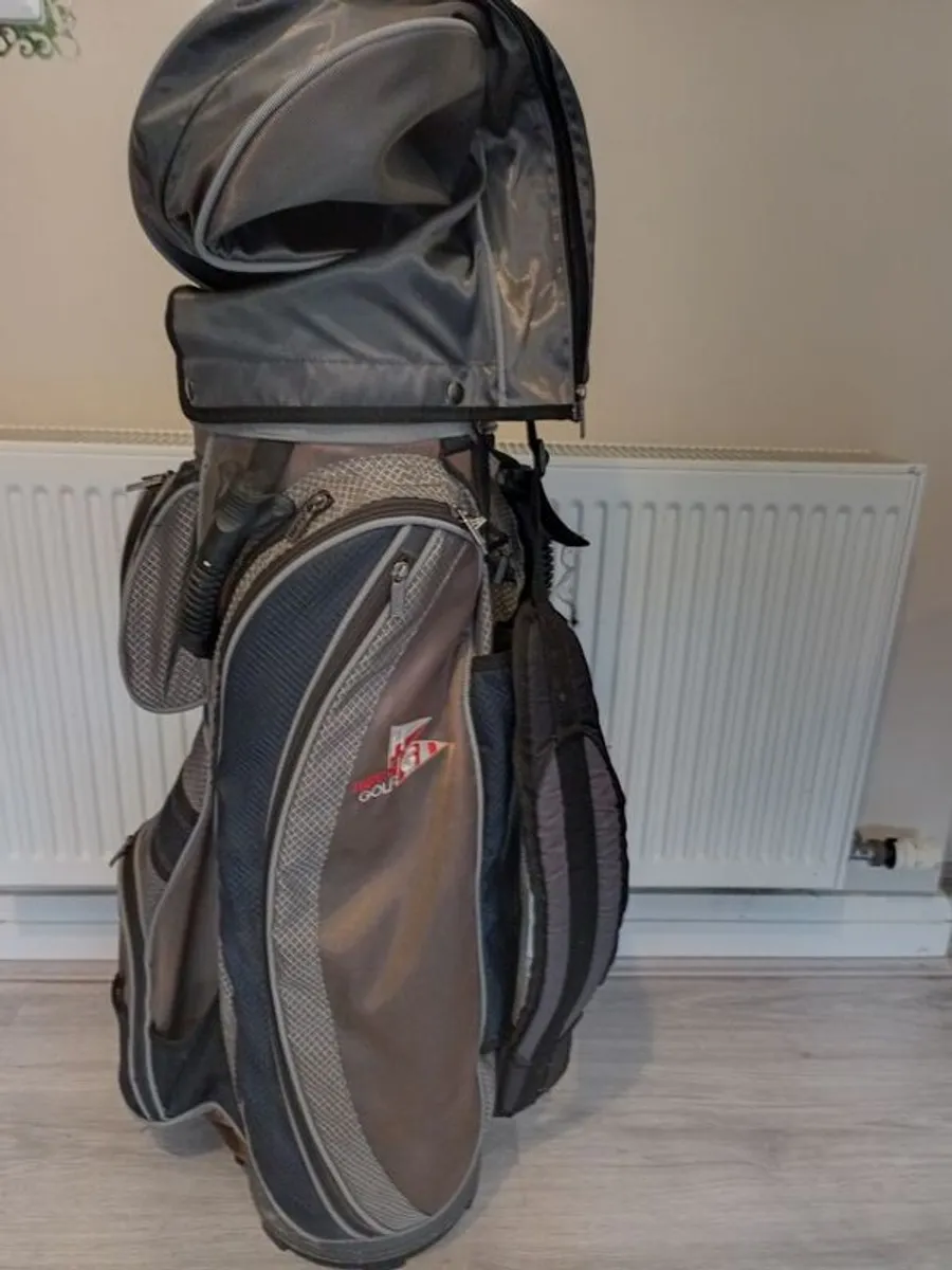 Hippo golf bag . - Image 3