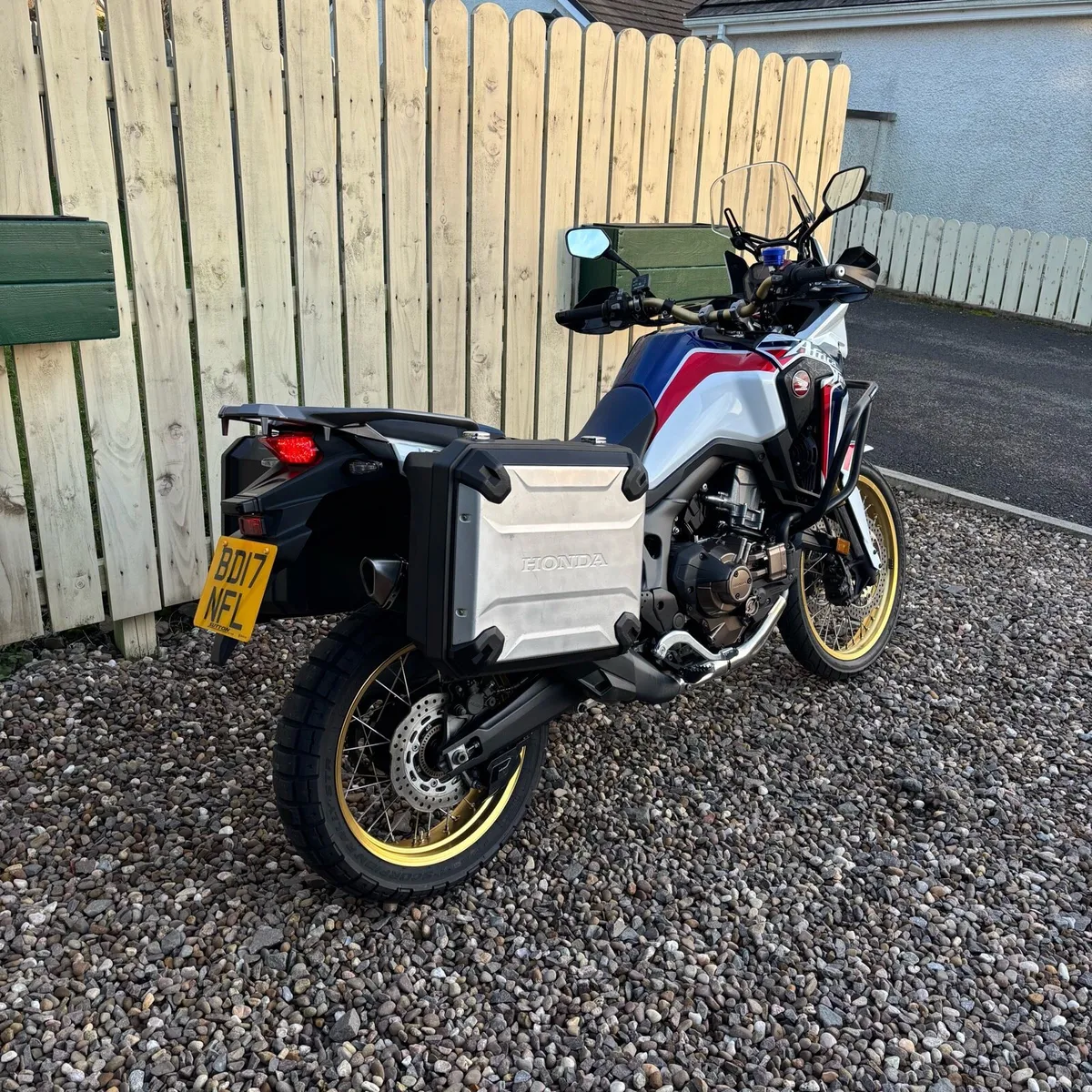 2017 Honda Africa Twin DCT MINT - Image 3