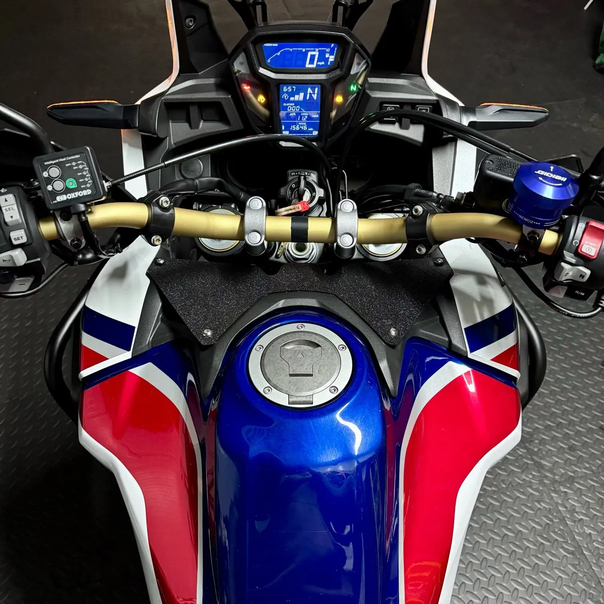2017 Honda Africa Twin DCT MINT - Image 4