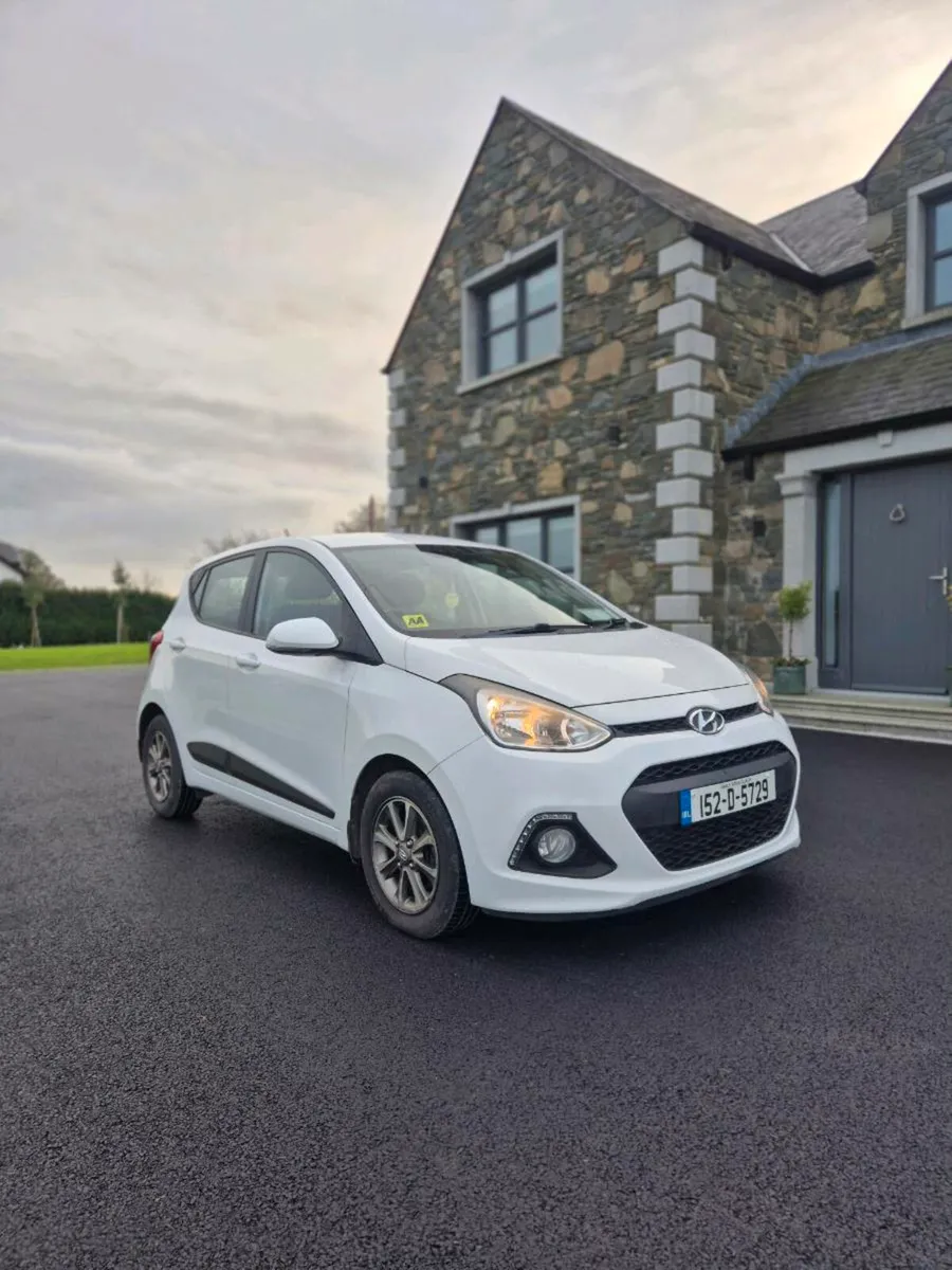 2015 Hyundai i10 - Image 1
