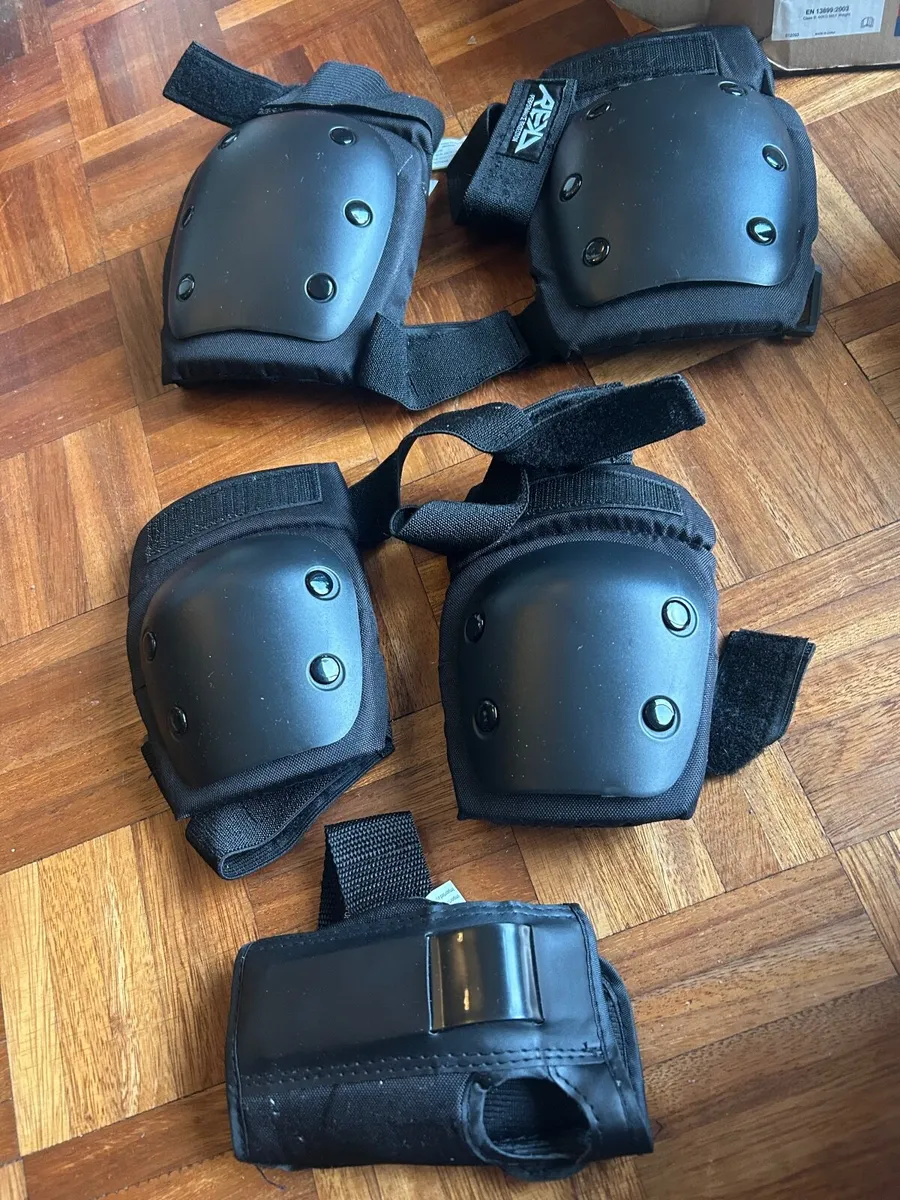 Kids Roller Skates - Image 2