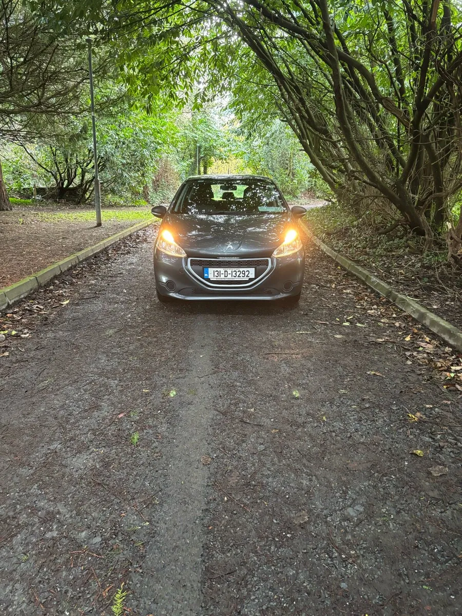 Peugeot 208. NCT 7/26. Tax 02/26. - Image 1