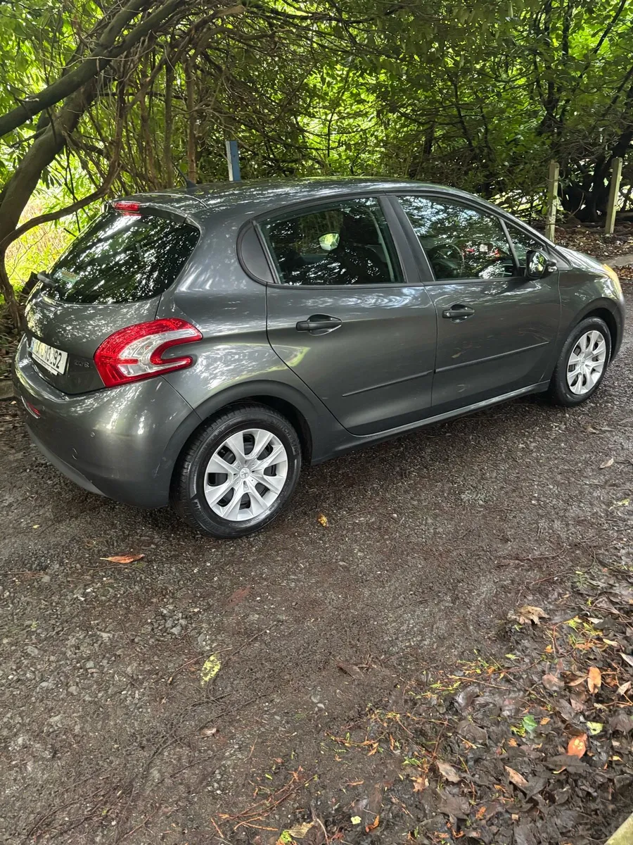 Peugeot 208. NCT 7/26. Tax 02/26. - Image 3