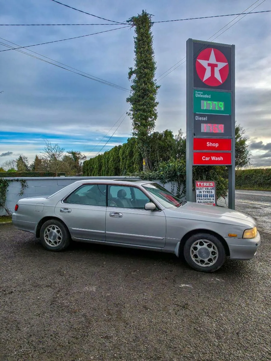 Nissan Laurel C34 Medallist V Turbo - JDM Legend - Image 3