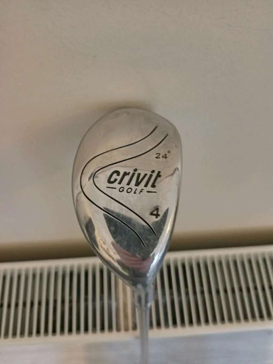 Crivit golf 4 wood. Right handed club. - Image 1