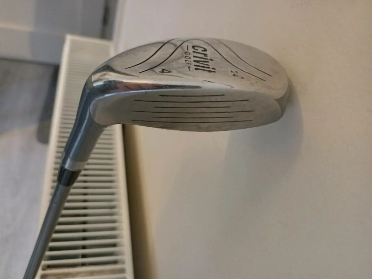 Crivit golf 4 wood. Right handed club. - Image 2