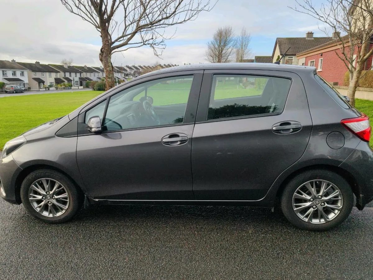 Toyota Yaris - Image 4