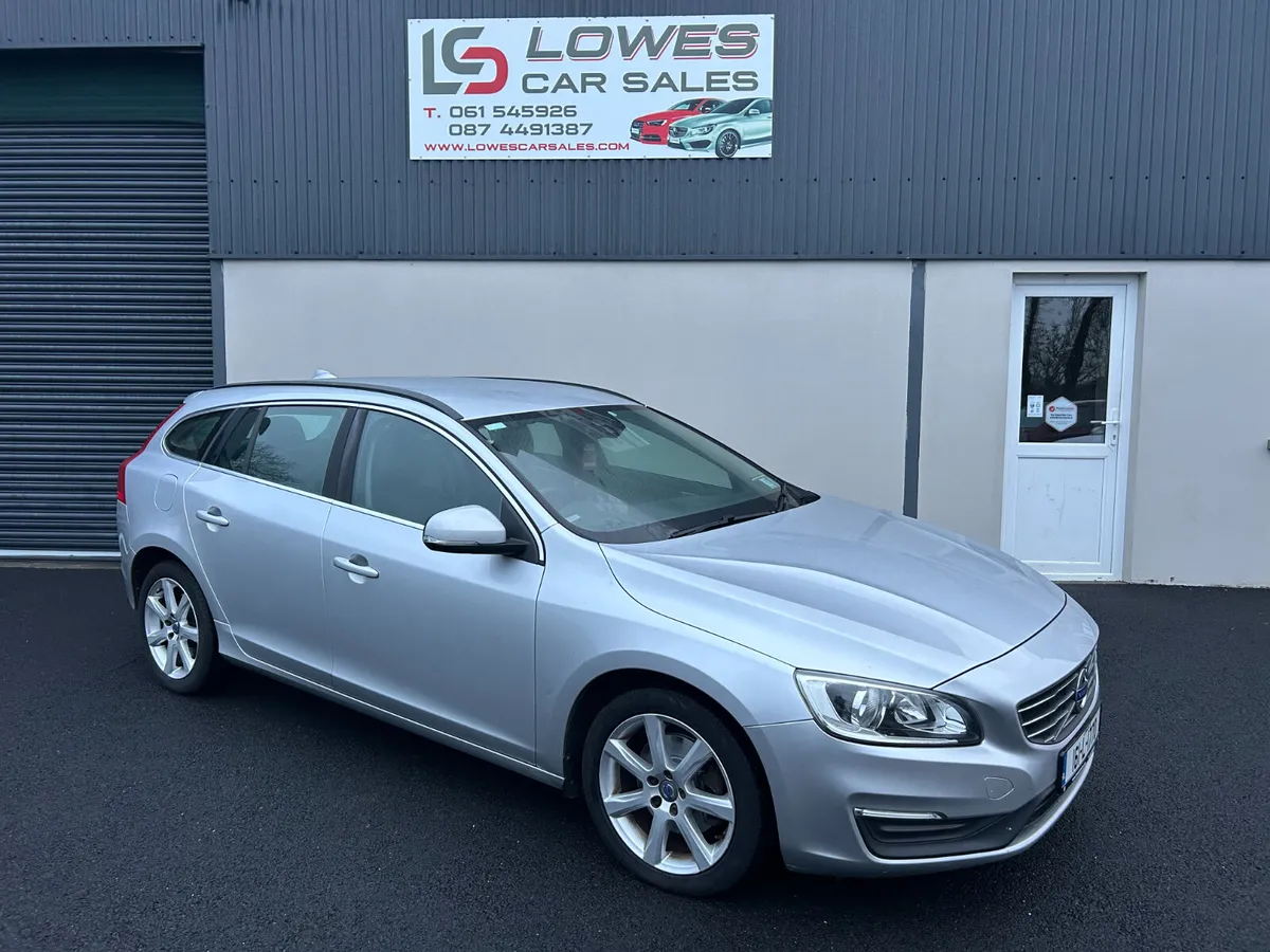 161 Volvo V60 D2 SE GT 2.0D Automatic - Image 1